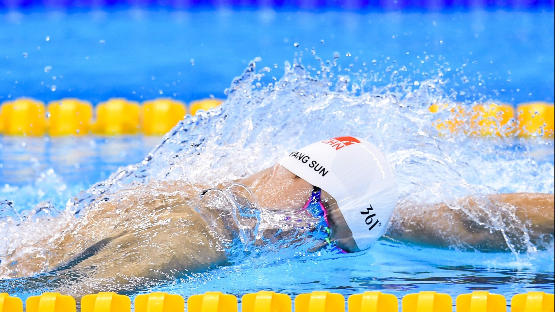 开云体育中国-赢了！38岁的库里对黑粉再亮刀锋，我老了？数据会打你们所有人的脸！